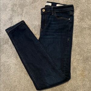 Guess 1981 Skinny Jeans